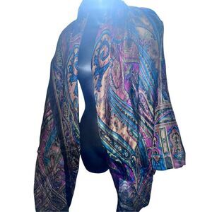 Beautiful WRAP SCARF made by SUDHA in India 100% SILK GEOMETRIC DESIGN PATTERN G